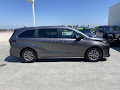 2023 Toyota Sienna LE