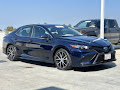 2022 Toyota Camry Hybrid SE