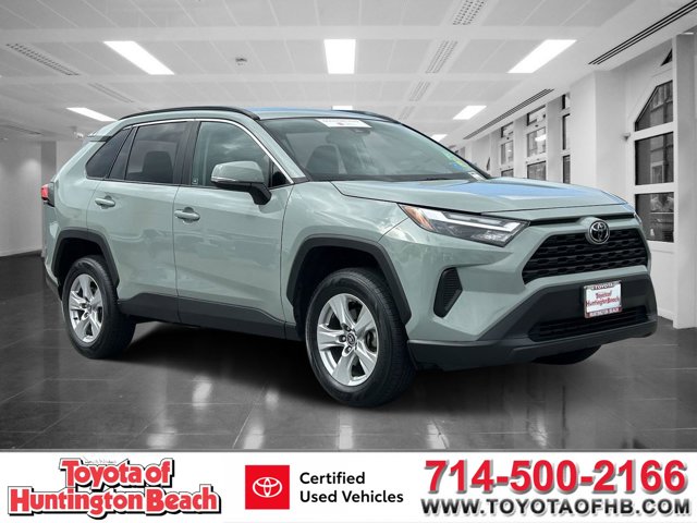 2022 Toyota RAV4 XLE