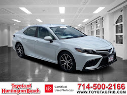 2022 Toyota Camry Hybrid SE