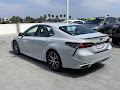 2022 Toyota Camry Hybrid SE