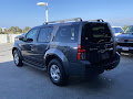 2010 Nissan Pathfinder SE