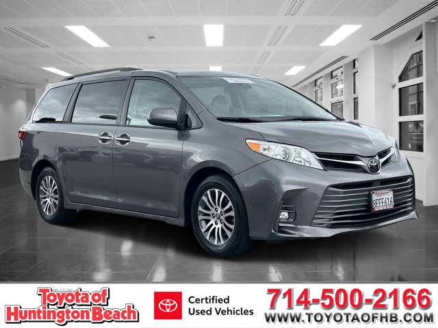 2018 Toyota Sienna XLE