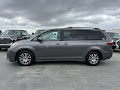 2018 Toyota Sienna XLE