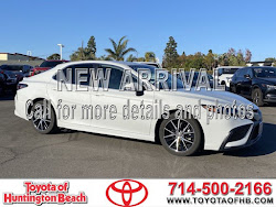 2024 Toyota Camry Hybrid SE