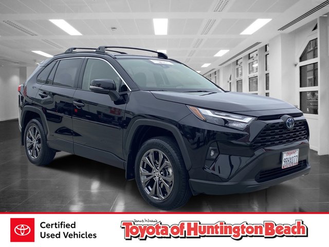 2024 Toyota RAV4 XLE Premium
