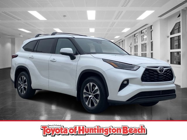 2025 Toyota Highlander XLE