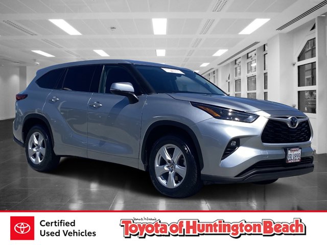 2022 Toyota Highlander LE