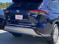 2025 Toyota Highlander Hybrid Platinum