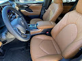 2025 Toyota Highlander Hybrid Platinum