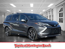 2025 Toyota Sienna Platinum