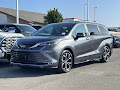 2025 Toyota Sienna Platinum