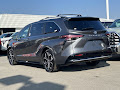 2025 Toyota Sienna Platinum