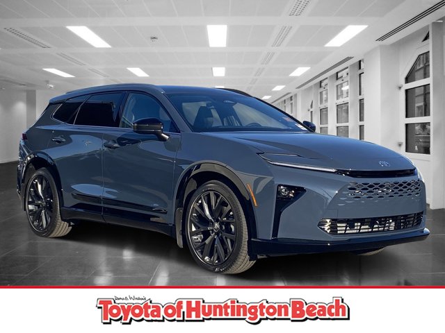 2025 Toyota Crown Signia Limited