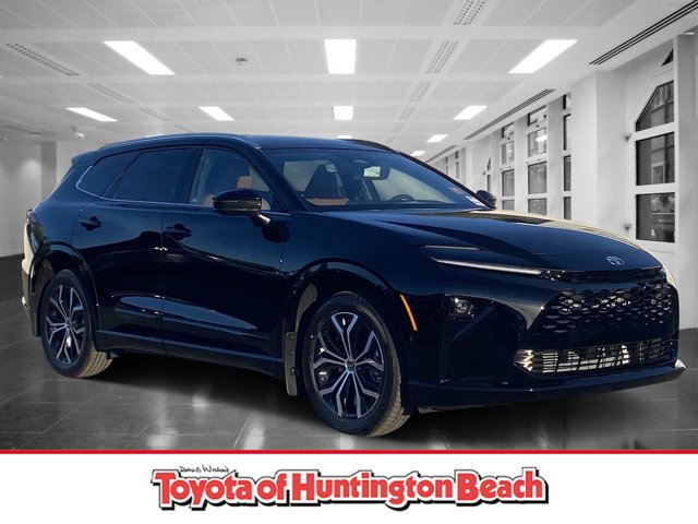 2025 Toyota Crown Signia XLE