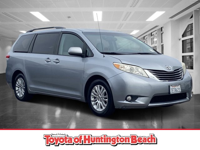 2014 Toyota Sienna XLE