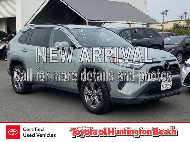 2022 Toyota RAV4 XLE