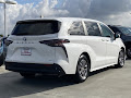 2025 Toyota Sienna LE