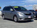 2013 Toyota Sienna LE