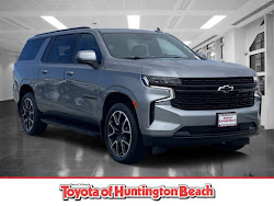 2023 Chevrolet Suburban RST