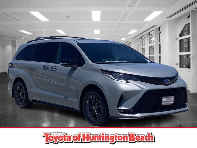 2025 Toyota Sienna XSE