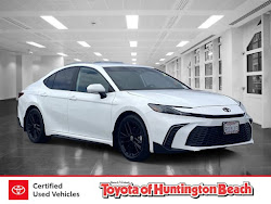 2025 Toyota Camry SE