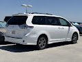 2020 Toyota Sienna SE