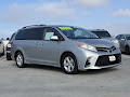 2019 Toyota Sienna LE