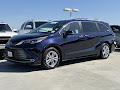 2023 Toyota Sienna Platinum