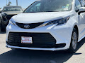 2025 Toyota Sienna LE