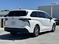 2025 Toyota Sienna LE