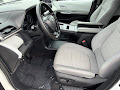2025 Toyota Sienna LE