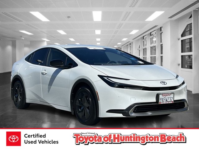 2026 Toyota Prius Plug-In Hybrid SE