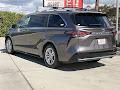 2024 Toyota Sienna Platinum